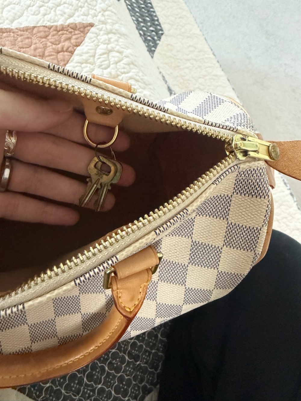 ✨ Louis Vuitton Damier Azur Canvas Speedy Handbag - Blue & Cream Check - Picture 7 of 10